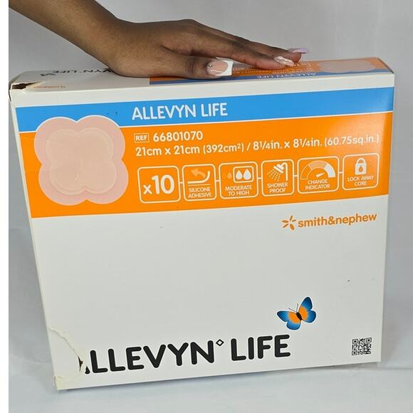 Allevyn Life Silicone Adhesive Foam Dressings 21x21cm 10-Pack – REF 66801070 - Picture 1 of 3